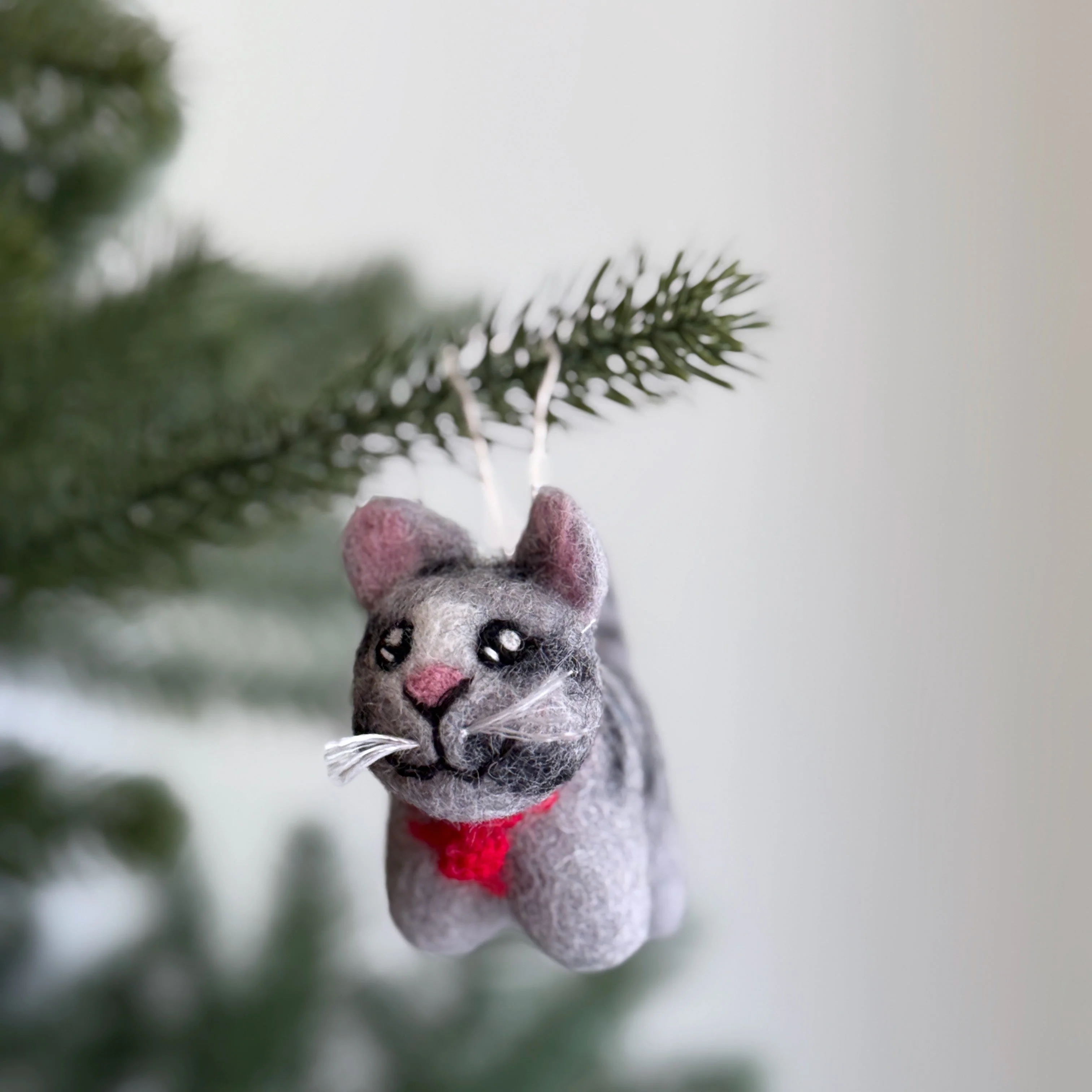 Felt Cat Ornament – Calico, Gray Tabby & Tuxedo 😺✨ - Image 5
