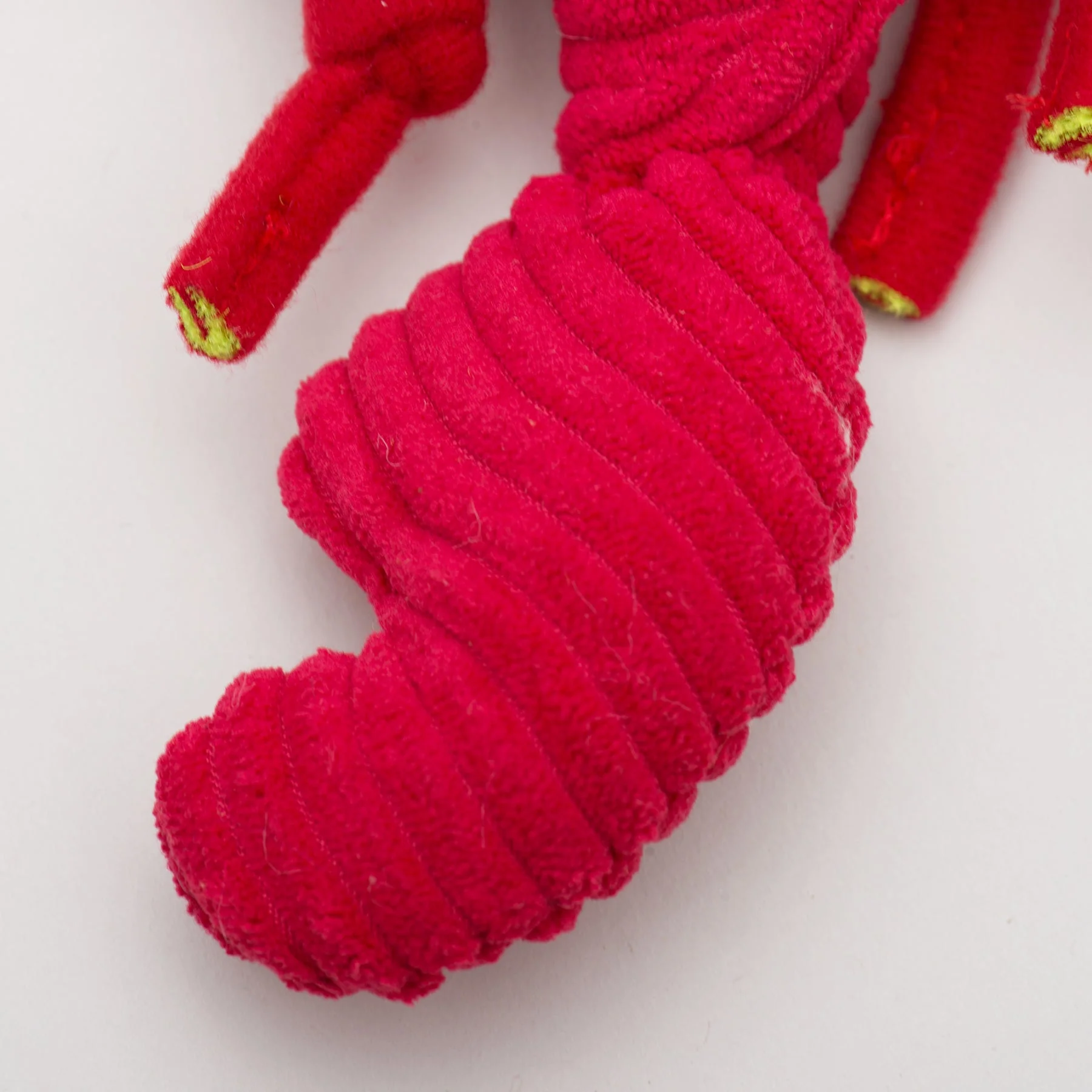 Huggle-Fusion® McCracken Lobsta Plush & Latex Dog Toy - Image 8